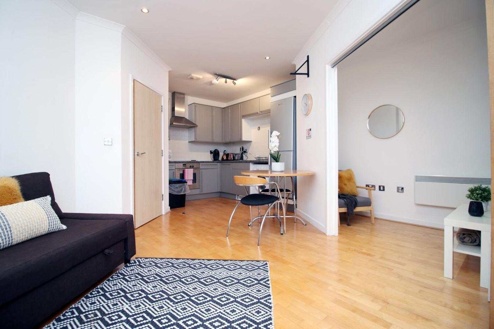 Centrally Located Spacious 2Br | Cohost Partners Cardiff Exterior foto